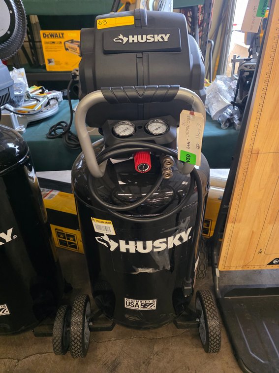 Husky 30 Gallon 200psi Air Compressor