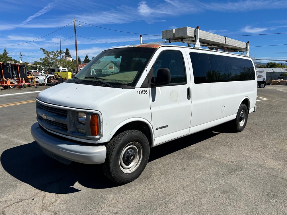 2001 Chevrolet 3500 Express Van, 49779 Miles