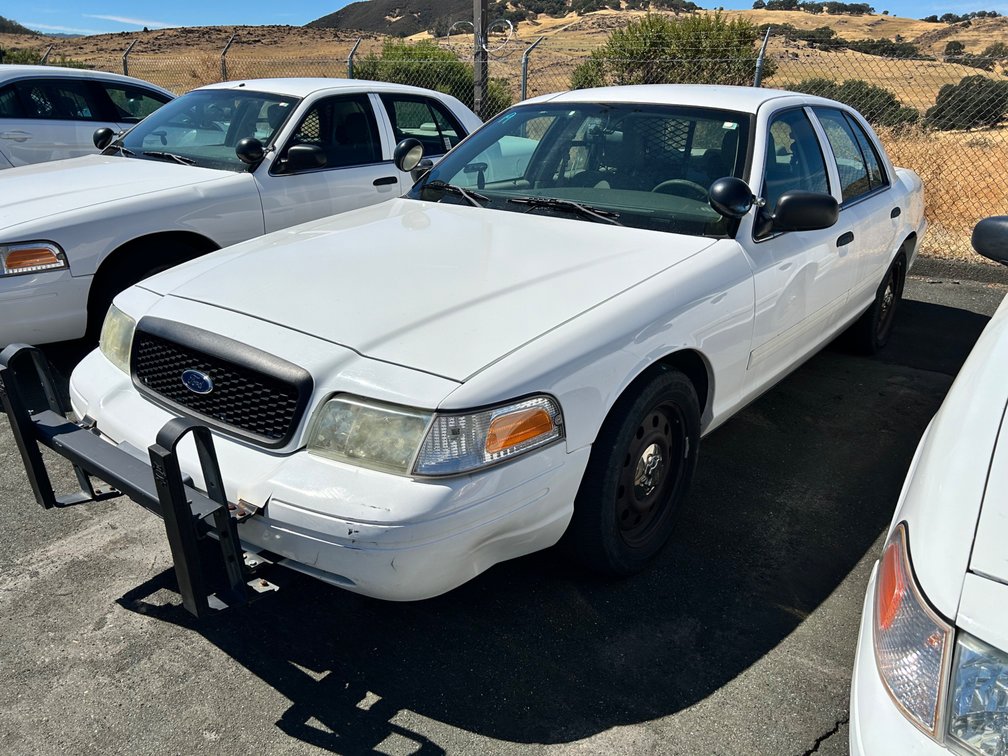 2010 Ford Crown Victoria, 121319 Miles