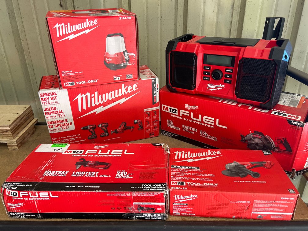 Milwaukee M18 Power Tools, includes Batteries & Charger, 6pcs, inv #xmwb9tk-1584