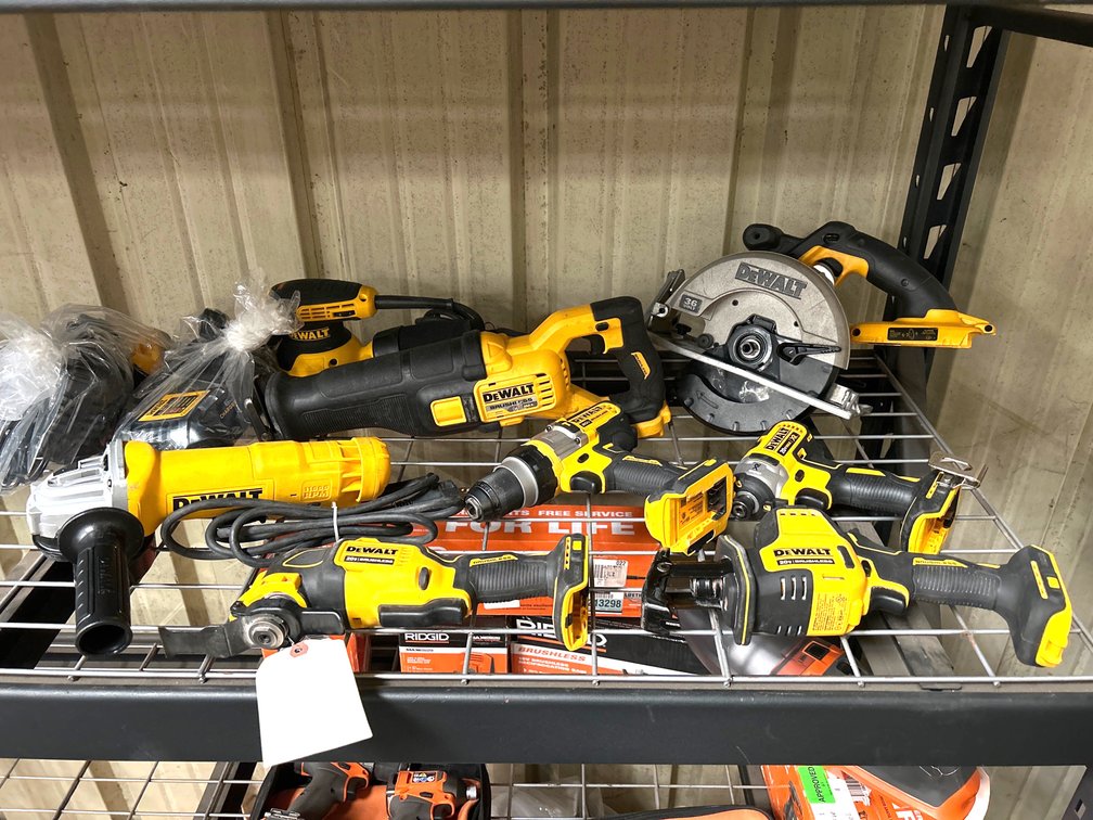DeWalt 60V, 36V, 20V & Electric Power Tools, includes 20V Batteries and Chargers, 8pcs, inv #dwbcbtk1531