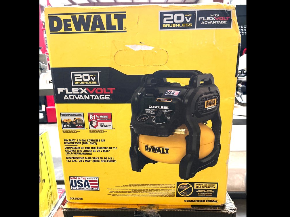 DeWalt 20V 2.5 Gallon 90psi Air Compressor, Tool Only, inv #m04897