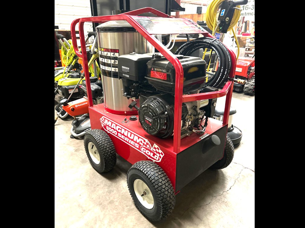Unused EZ Klean Magnum 4000 Hot Water Pressure Washer, 4000psi