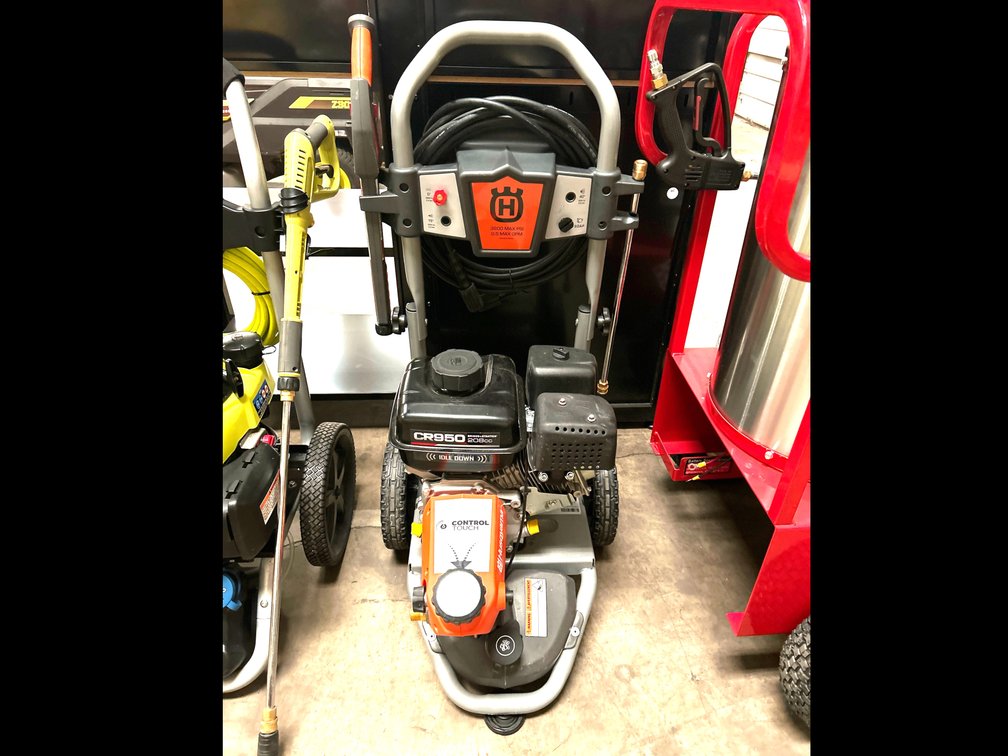 Husqvarna 3200psi Gas Pressure Washer