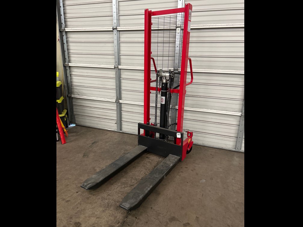 Unused Dayton Fixed Based Hydraulic Stacker, 2k Cap