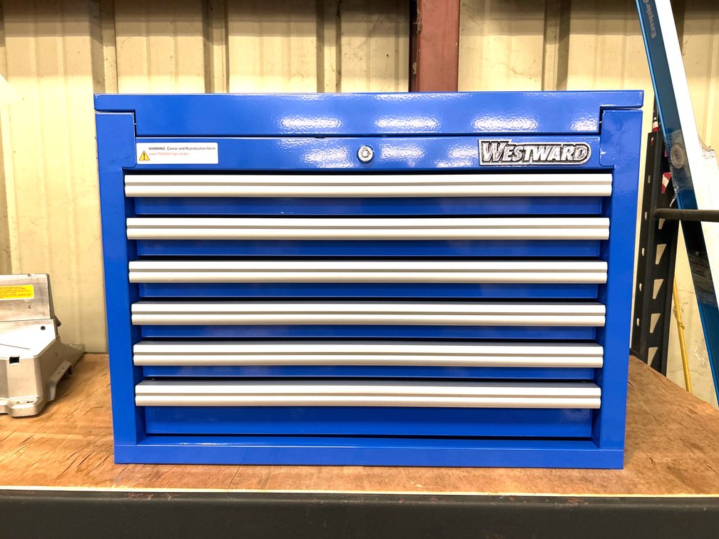 Unused Westward 26in 6 Drawer Top Chest
