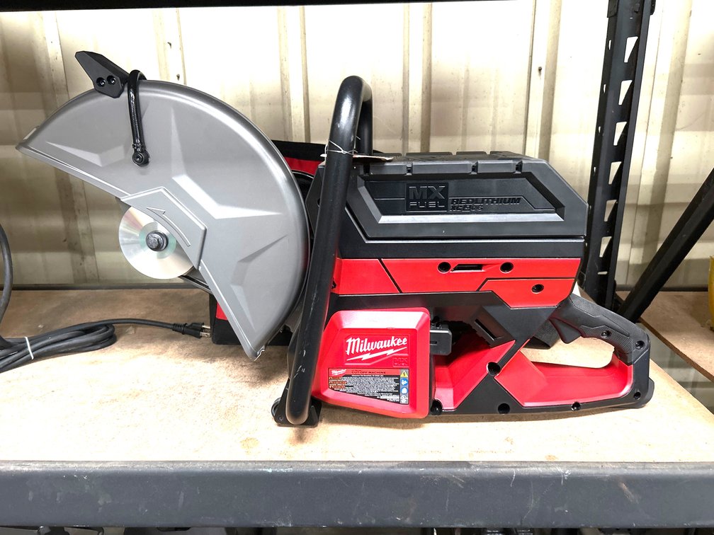 Milwaukee MX Fuel 14in Cut-Off Saw, Includes Batteries and Charger, NO BLADE, inv #m05211