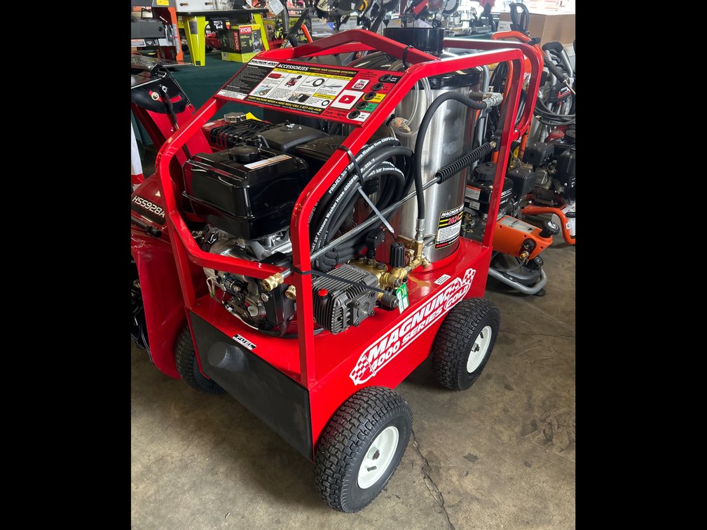Unused EZ Klean Magnum Gold 4000 Hot Water Pressure Washer, 4000psi