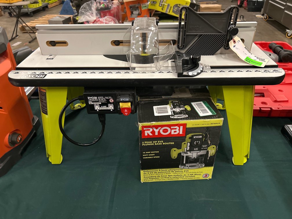 Ryobi 2HP Plunge Base Router w/Router Table, inv #m07764