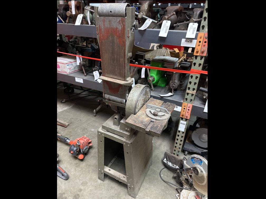  Belt and Disc Sander