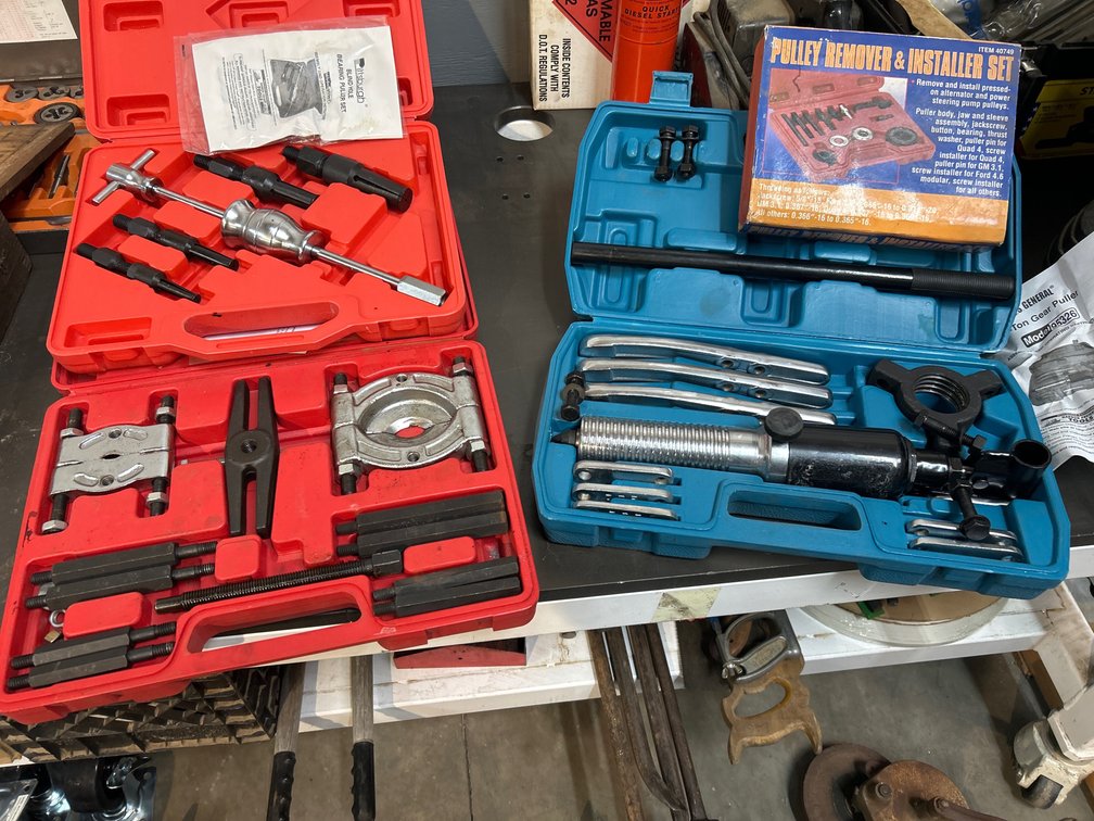 Assorted Puller sets and Pulley Remover/Installer Set, 4pcs