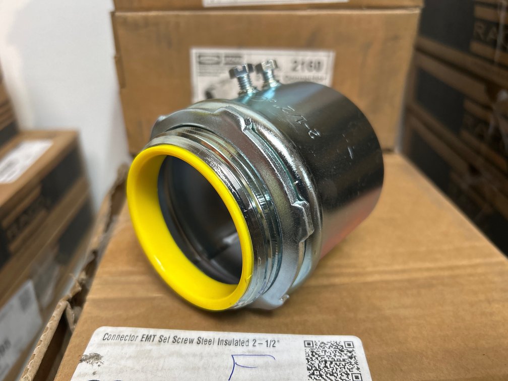 Hubble 2 1/2in Connectors, 5pcs Per Box, 6 Boxes