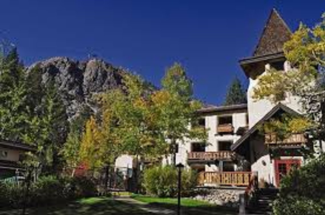 Time share -  Olympic Village Inn Resort -  7  days  Spring or Fall   Account #GK238423