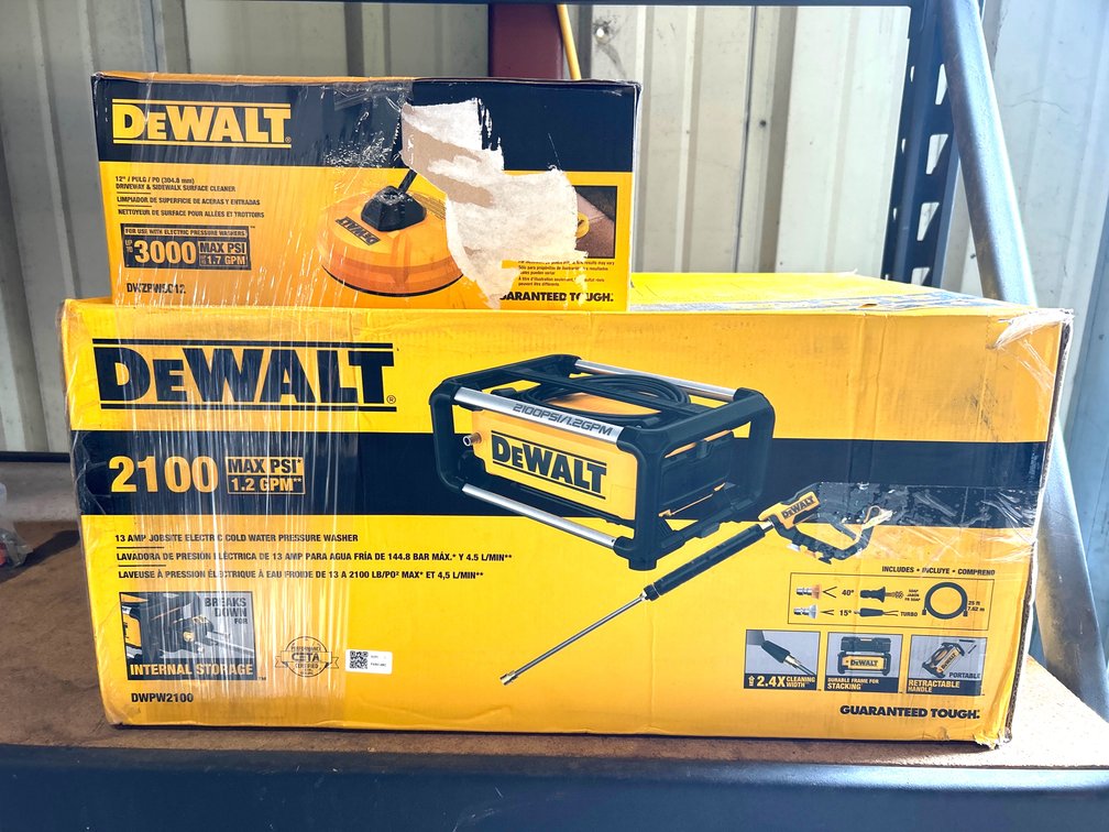 DeWalt 2100psi Electric Pressure Washer, includes Surface Cleaner attachment, inv #m07946