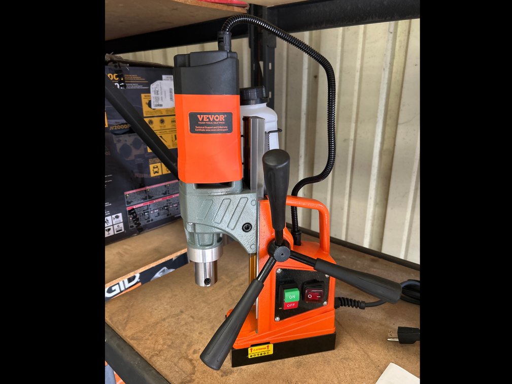 Vevor Mag Drill, includes Bits