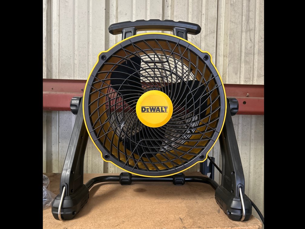 DeWalt 16in Shop Fan