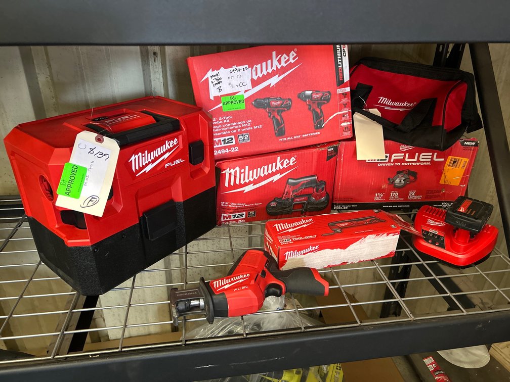 Milwaukee M12 Power Tools, includes Battery and Charger, inv #ro476