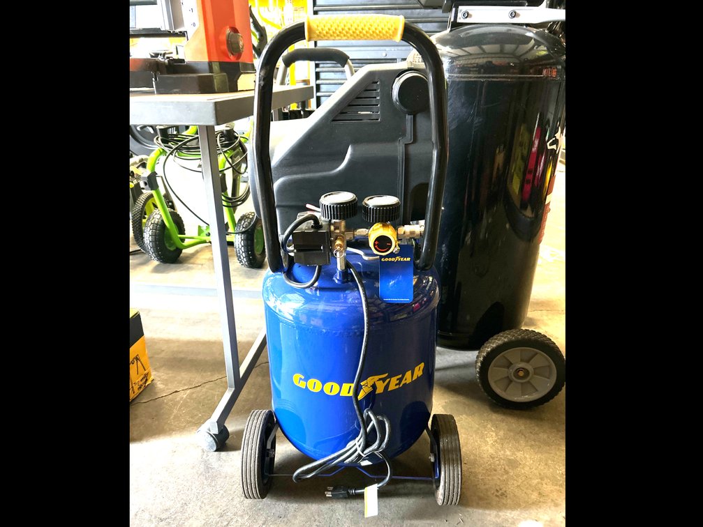 Goodyear 10 Gallon 150psi Compressor