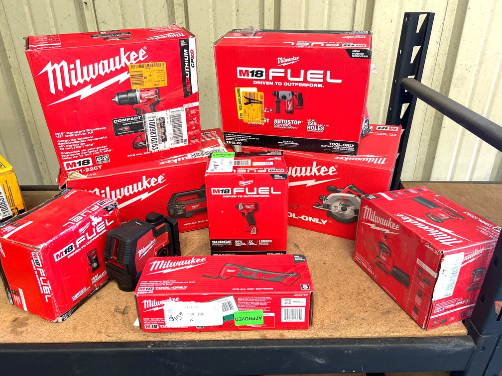 Milwaukee M18 Power Tools, 9pcs, includes Battery and Charger, inv #m11ot2010