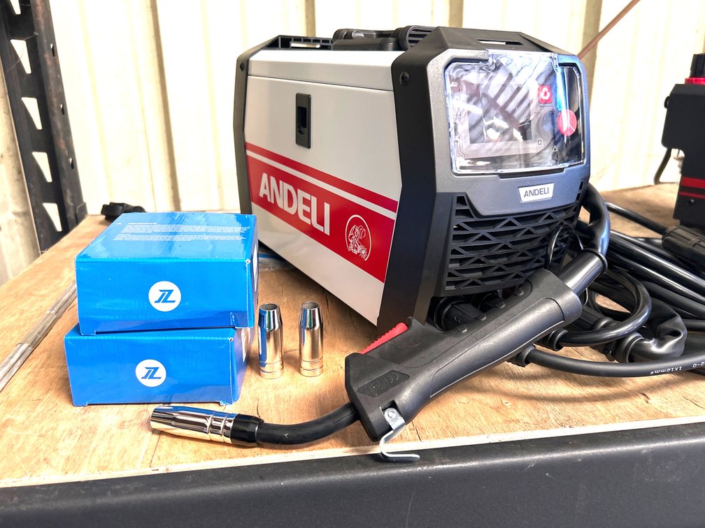 Unused Andelli Mig250 Welder