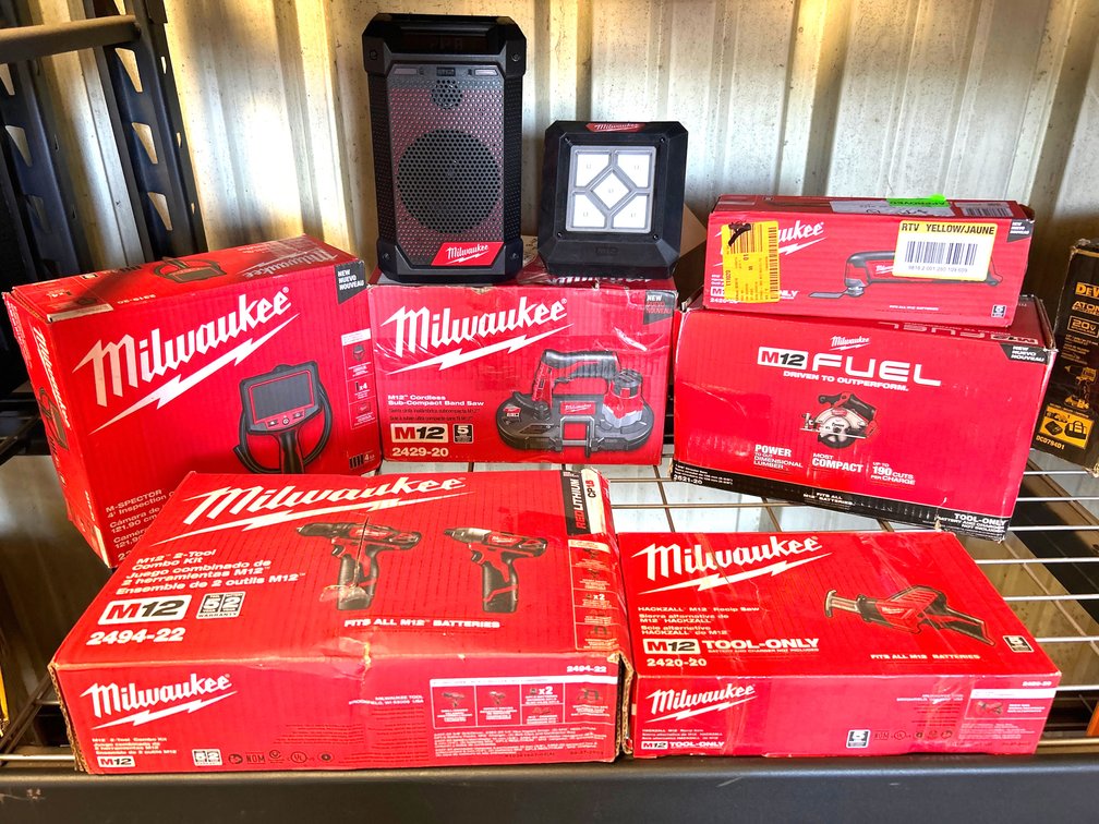 Milwaukee M12 Power Tools, 8pcs, includes Battery and Charger, inv #m18t1062