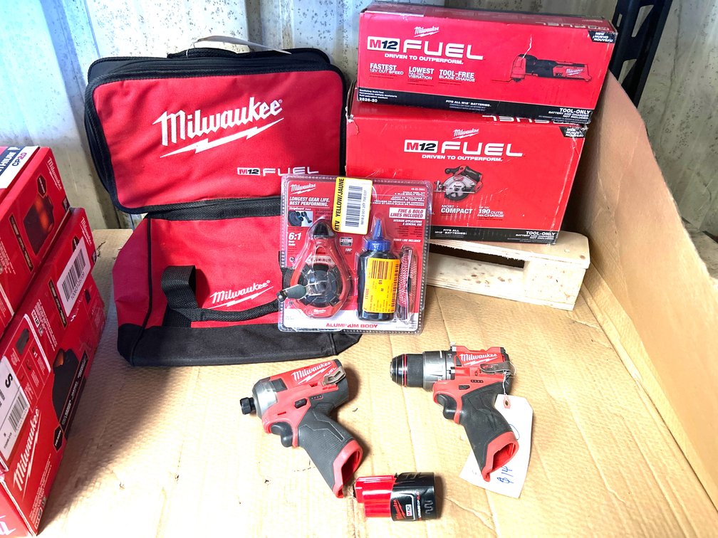 Milwaukee M12 Power Tools, 4pcs, includes Battery and Charger, inv #m12cw646