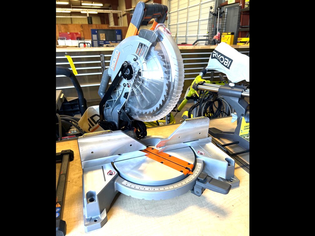 Ridgid 10in Compound Miter Saw, inv #m130444