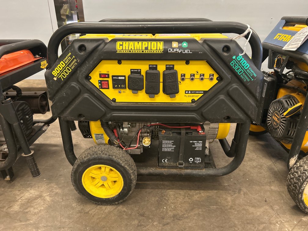 Champion 9000 Watt Dual Fuel Generator