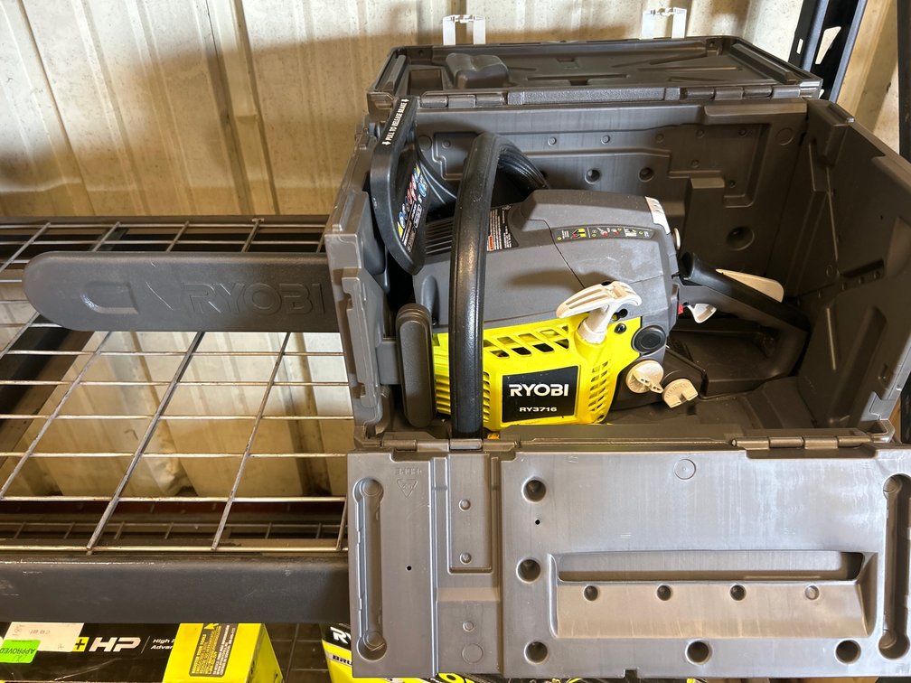 Ryobi Gas Chainsaw, 16in Bar, inv #c40227