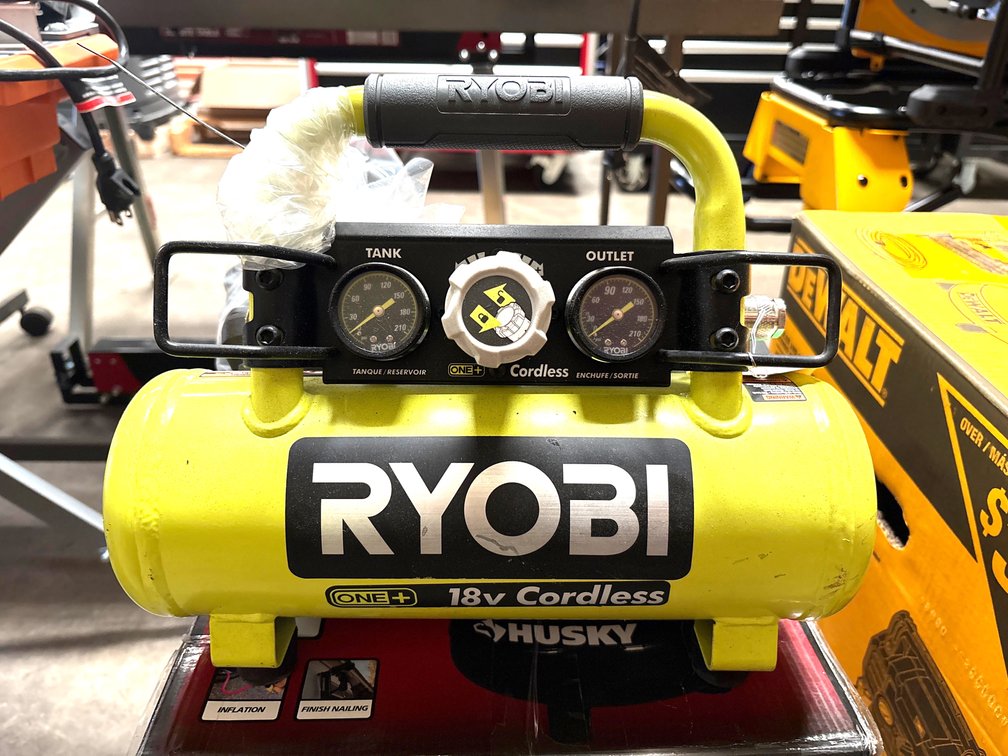 Ryobi 18V One+ 1 Gallon Compressor, includes Battery and Charger, inv #m121017