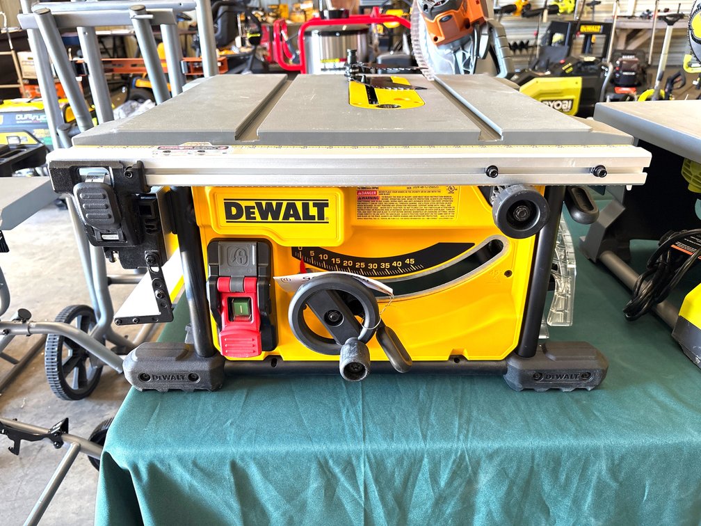 DeWalt 8 1/4in Table Saw, inv #e0522