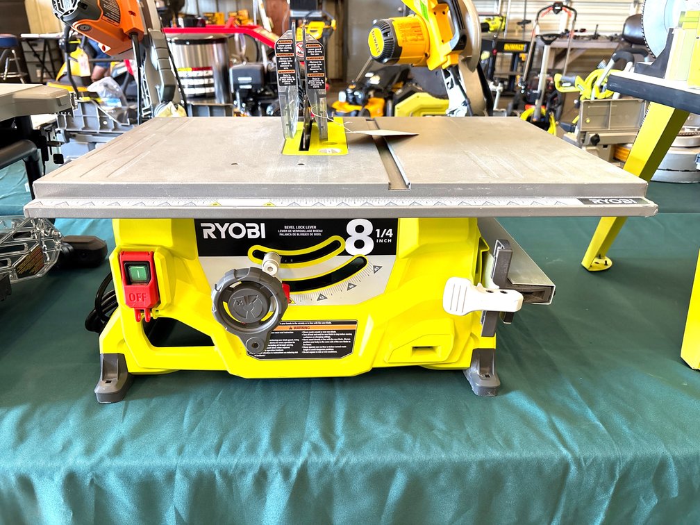 Ryobi 8 1/4in Table Saw, inv #e0300