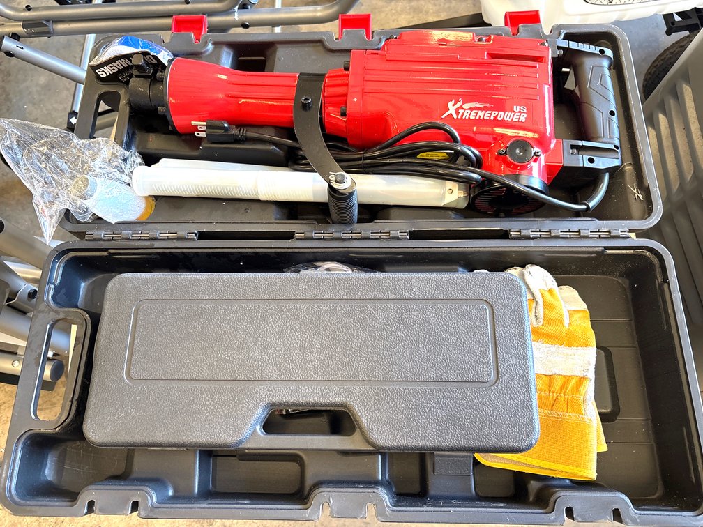 Unused Xtreme Power 2200W Demolition Hammer w/ Bits
