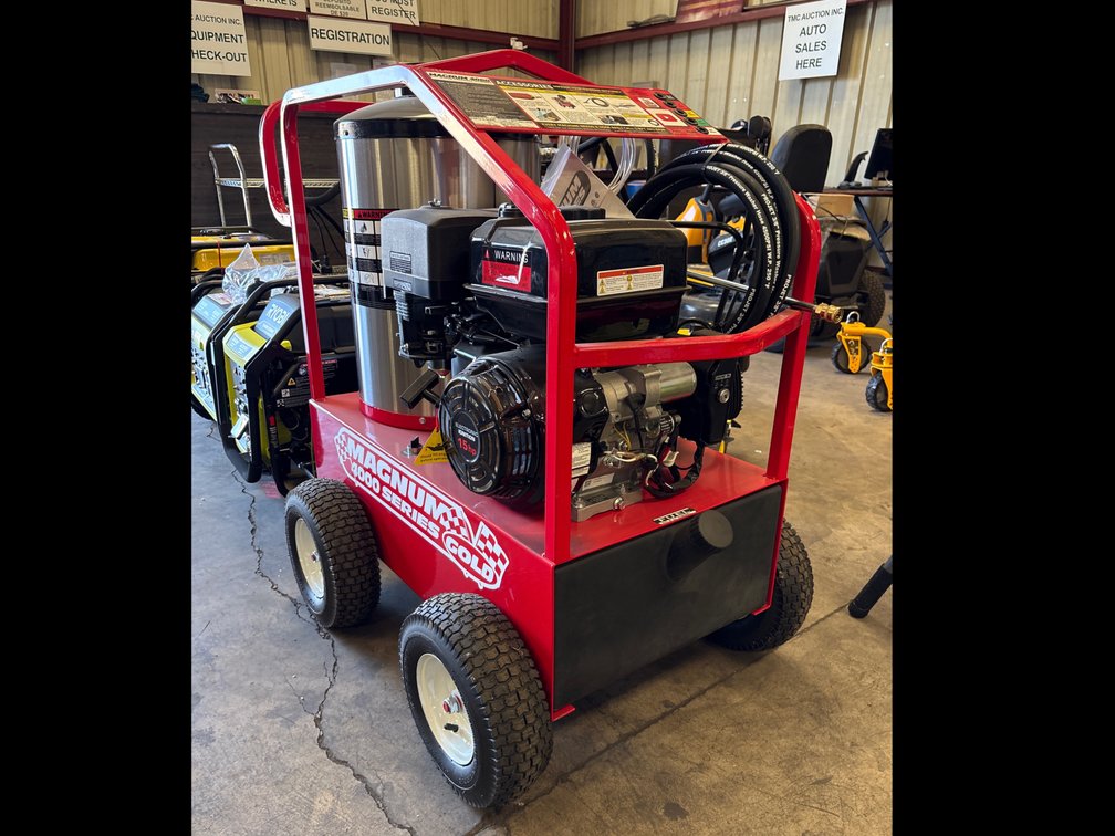 Unused EZ Klean Magnum Gold 4000 Hot Water Pressure Washer, 4000psi