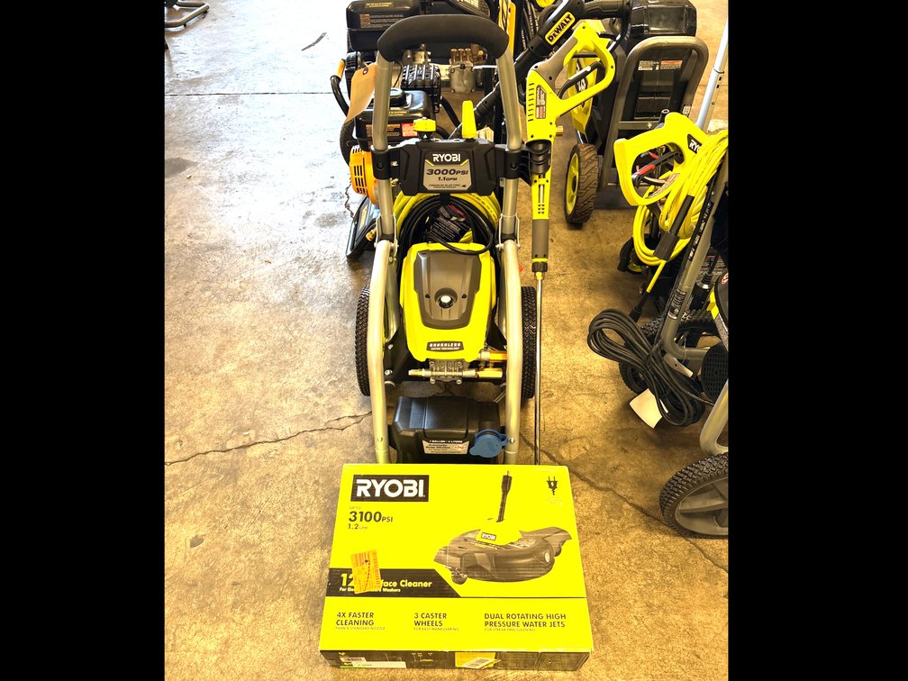 Ryobi 3000psi Electric Pressure Washer w/ 12in Surface Cleaner Attachment, inv #e0339, a0096
