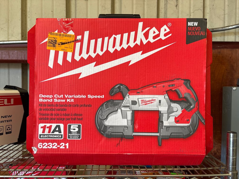 Milwaukee Deep Cut Variable Speed Band Saw, inv #e0112