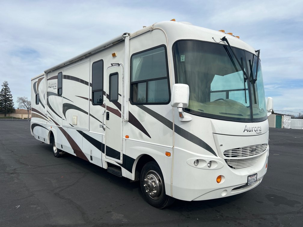 2007 Coachmen Aurora 35ft Motorhome, 29511 Miles