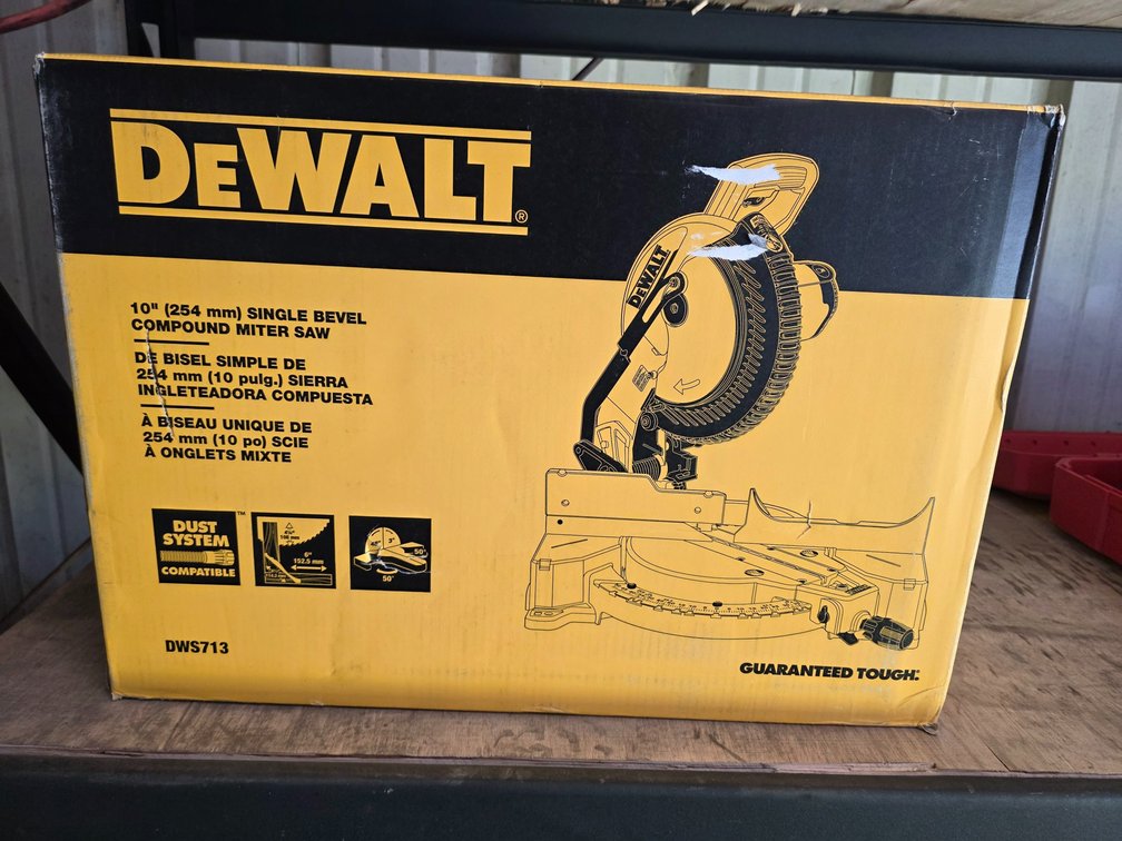 Dewalt 10in Single Bevel Compound Miter Saw, inv #00443
