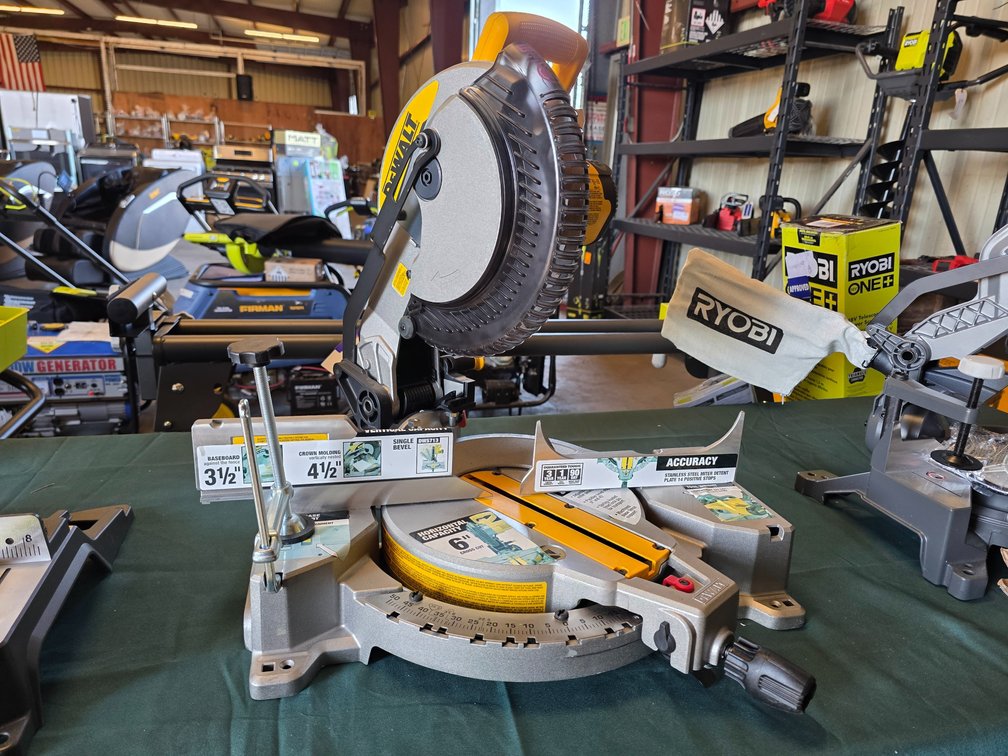 Dewalt 10in Miter Saw, inv #00835