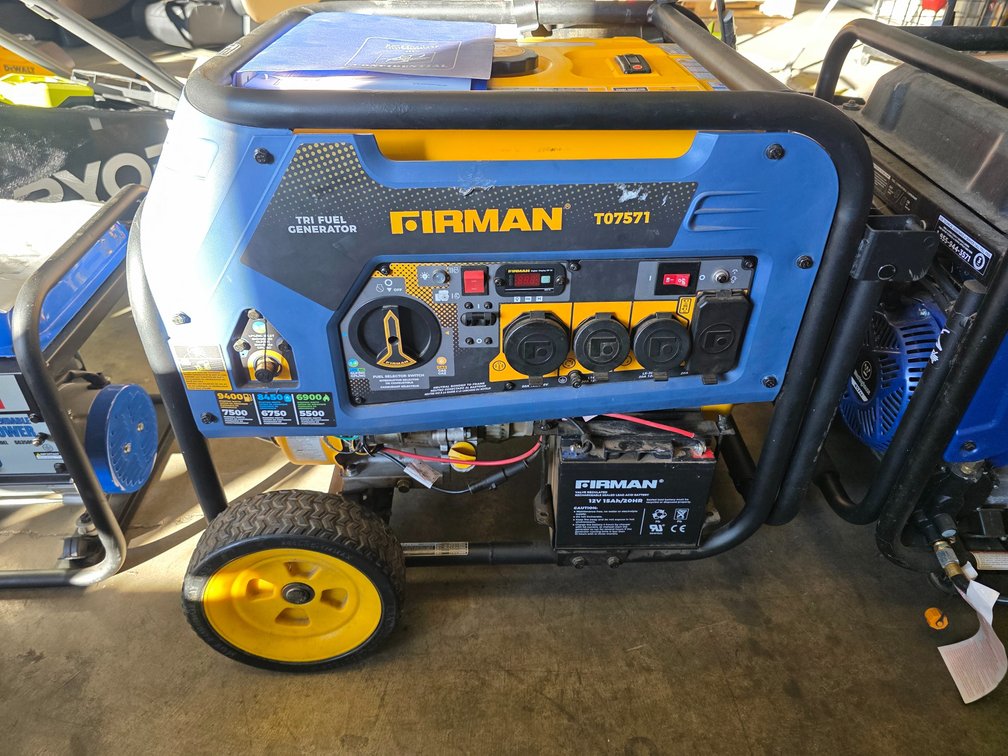 Firman 9400 Watt Tri Fuel Gas Generator