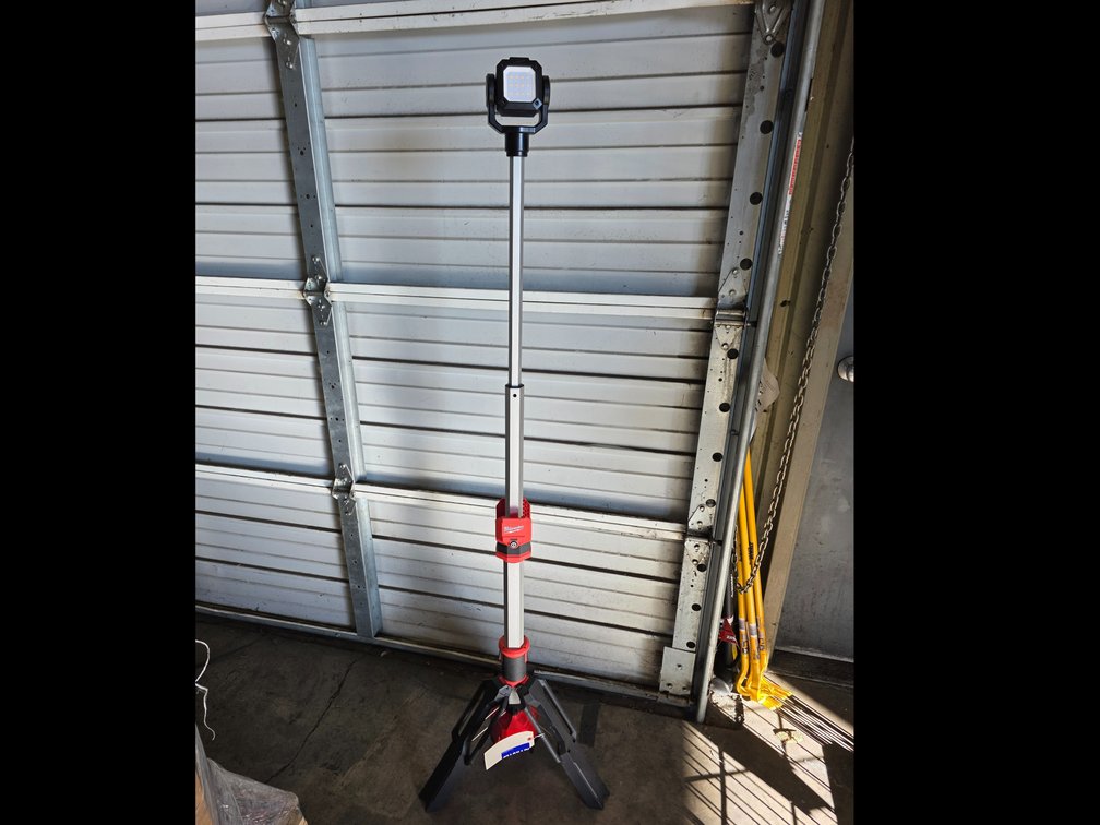 Milwaukee M12 Rocket Light TOOL ONLY, inv #k0941