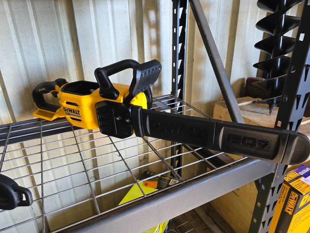 Dewalt 60v Flexvolt Cordless Chainsaw TOOL ONLY, inv #p0438