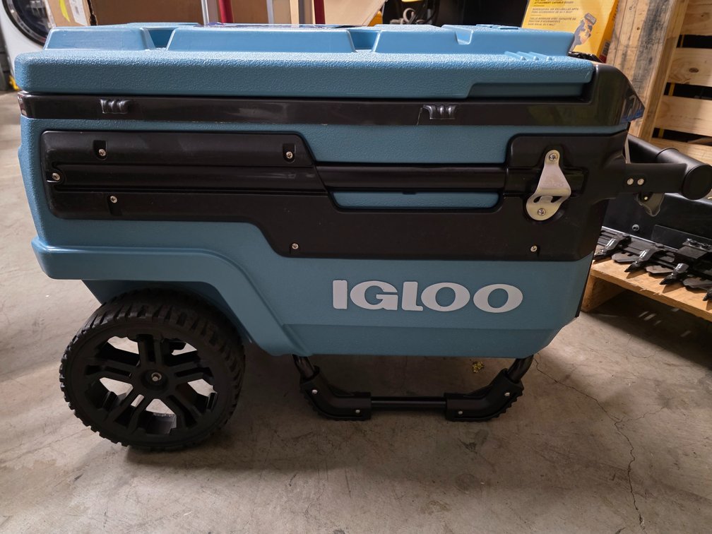 Igloo 70 Quart Ice Chest 