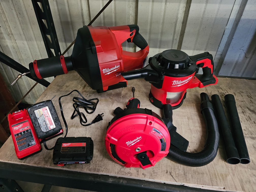 Milwaukee 3-Tool Combo Kit w/ (2) Batteries & Charger, inv#O0389399