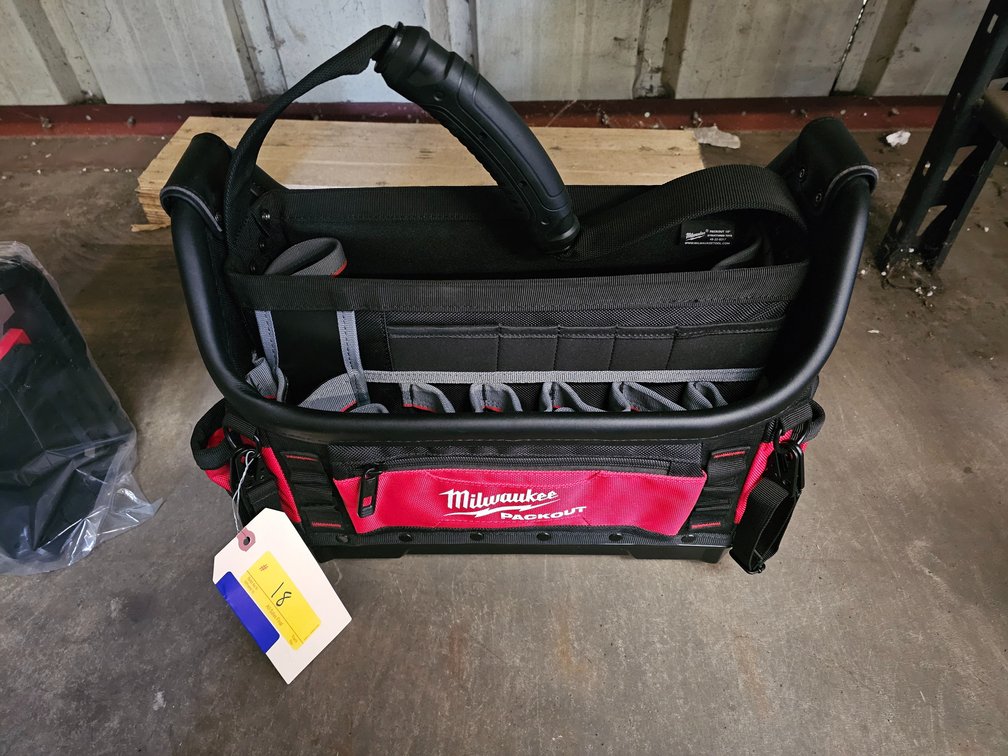Milwaukee Packout 15" Structured Tote, inv#R0230C254