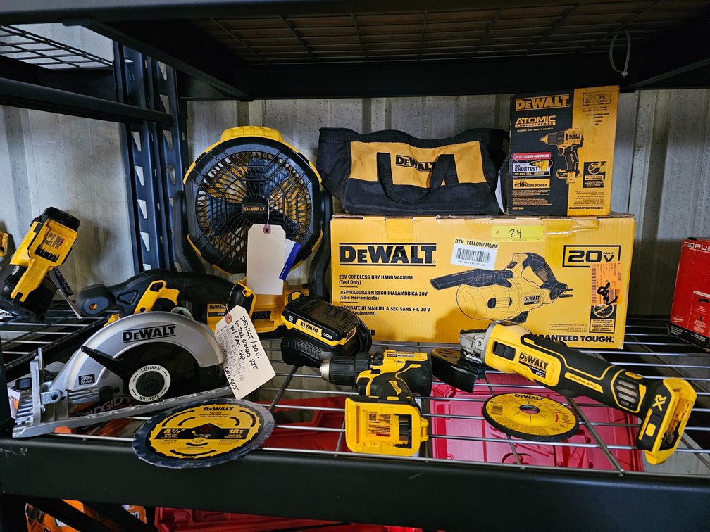 DeWalt 20V 6-Tool Combo Kit w/ (1) Battery & Charger