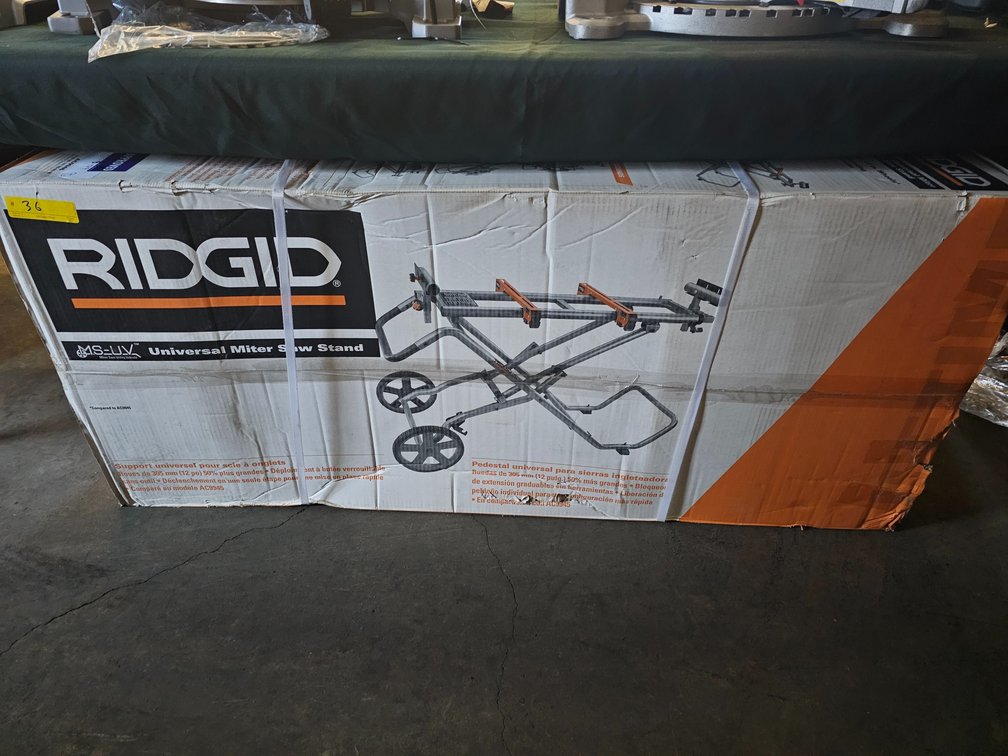 Ridgid Foldable Mobile Universal Miter Saw Stand, inv#P0330B179