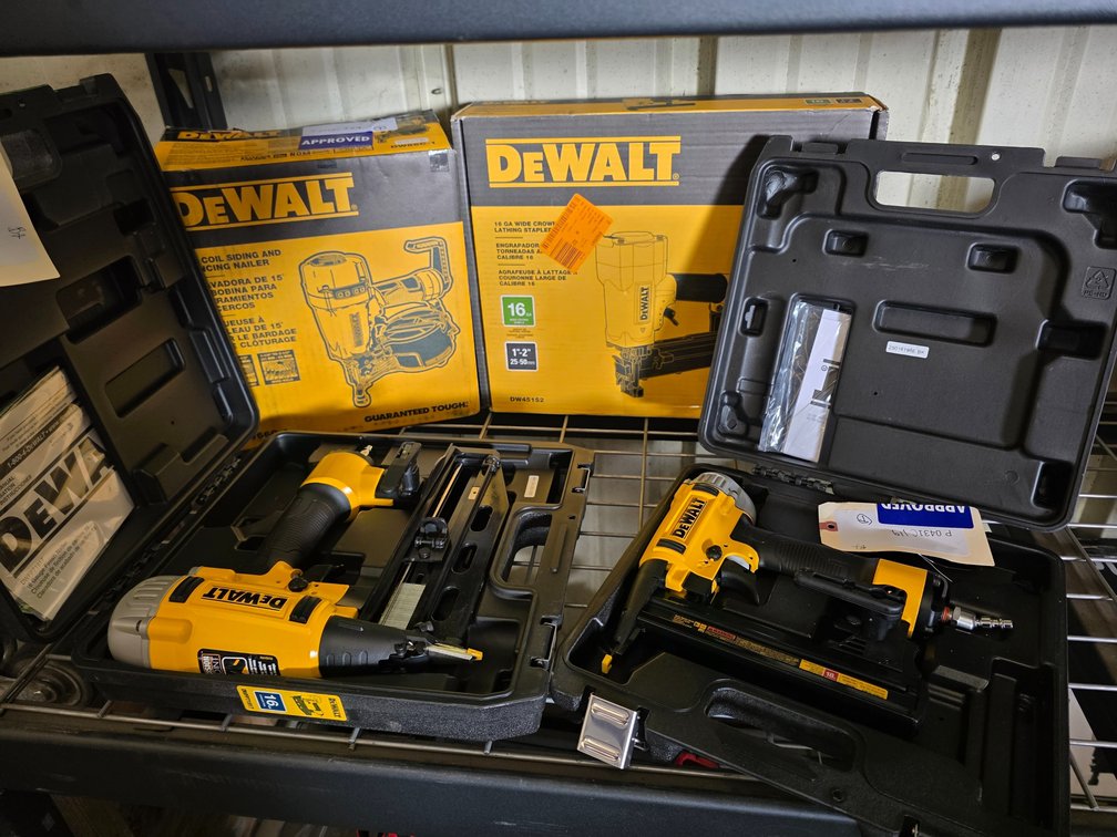Dewalt Pneumatic 4pc Nailers, inv p0673