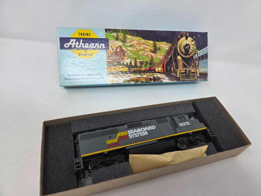 HO Scale Athearn Seaboard System #6378 Engine