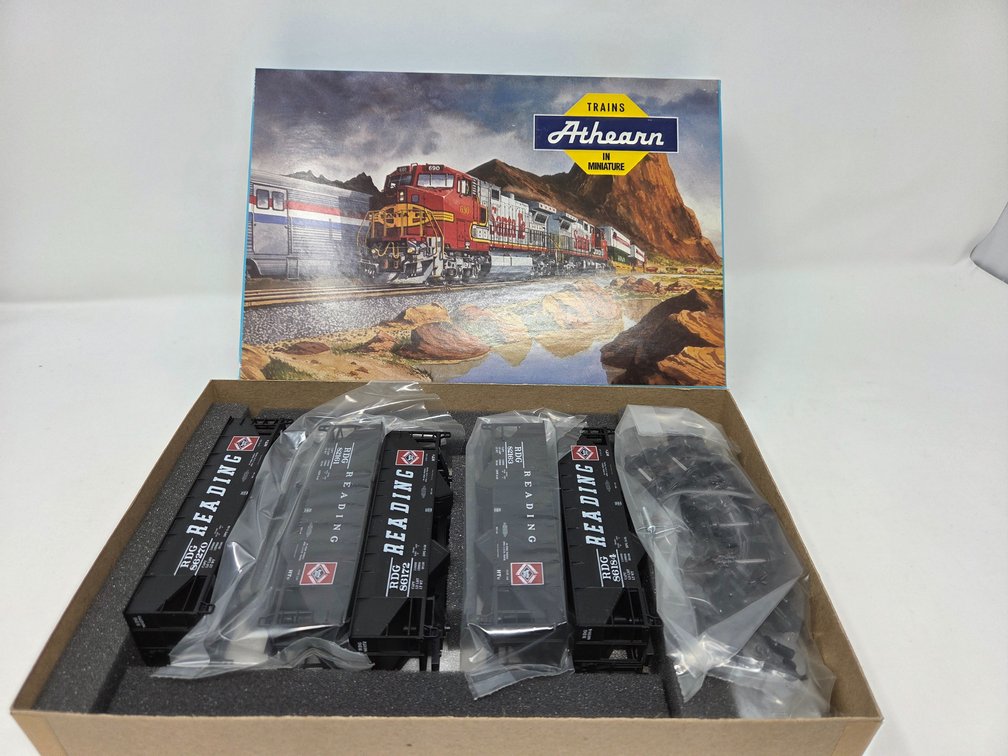 HO Scale 5 Piece Reading Model Kit